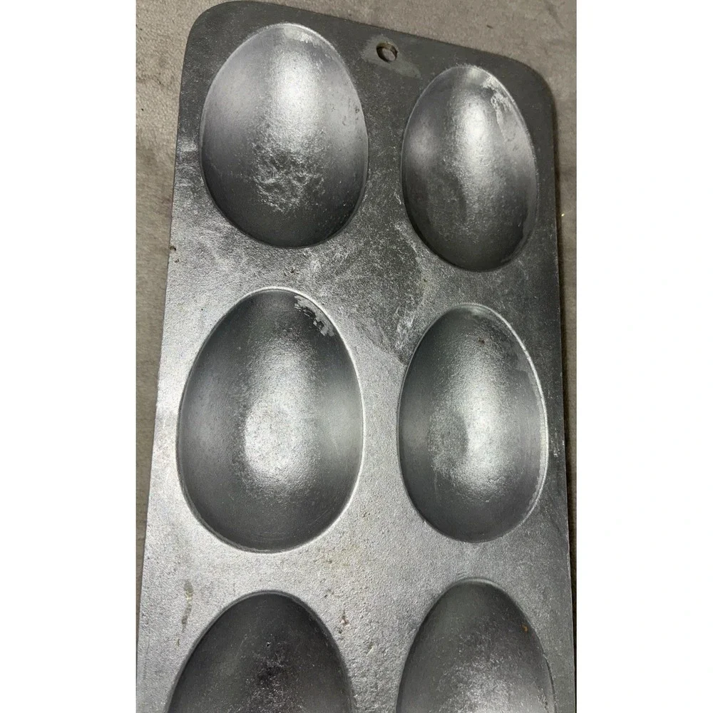VTG Heavy Aluminum Cast Metal 8 Egg Candy Baking Mold Easter Farm Industrial Art